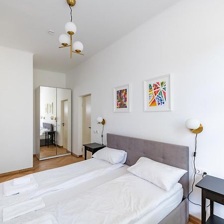 Park Avenue Apartments By Hostlovers كاوناس المظهر الخارجي الصورة