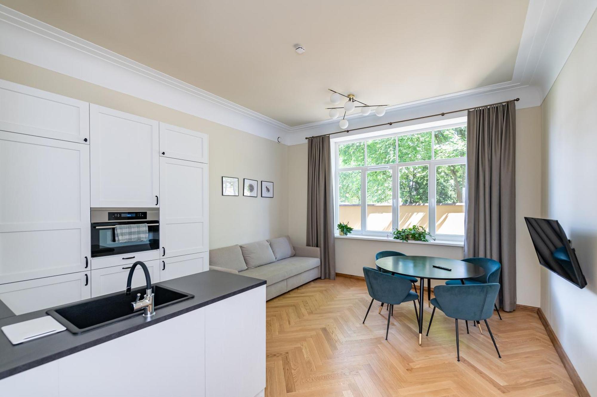 Park Avenue Apartments By Hostlovers كاوناس المظهر الخارجي الصورة